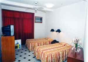 Hotel Don Carlos Puerto Maldonado Exteriör bild